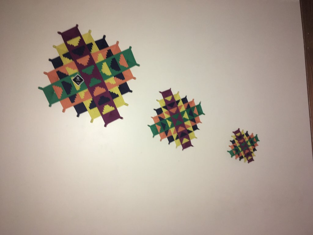 BaRbiEsG's tweet photo. Llévele el bonito adorno, para su oficina, casa, consultorio, etc.
La verdad es que adorna cualquier habitación.
#hechoamano #hechoenmexico #mandala #tibetano #sorellas #hechoconamor https://t.co/2UowfUX9HZ