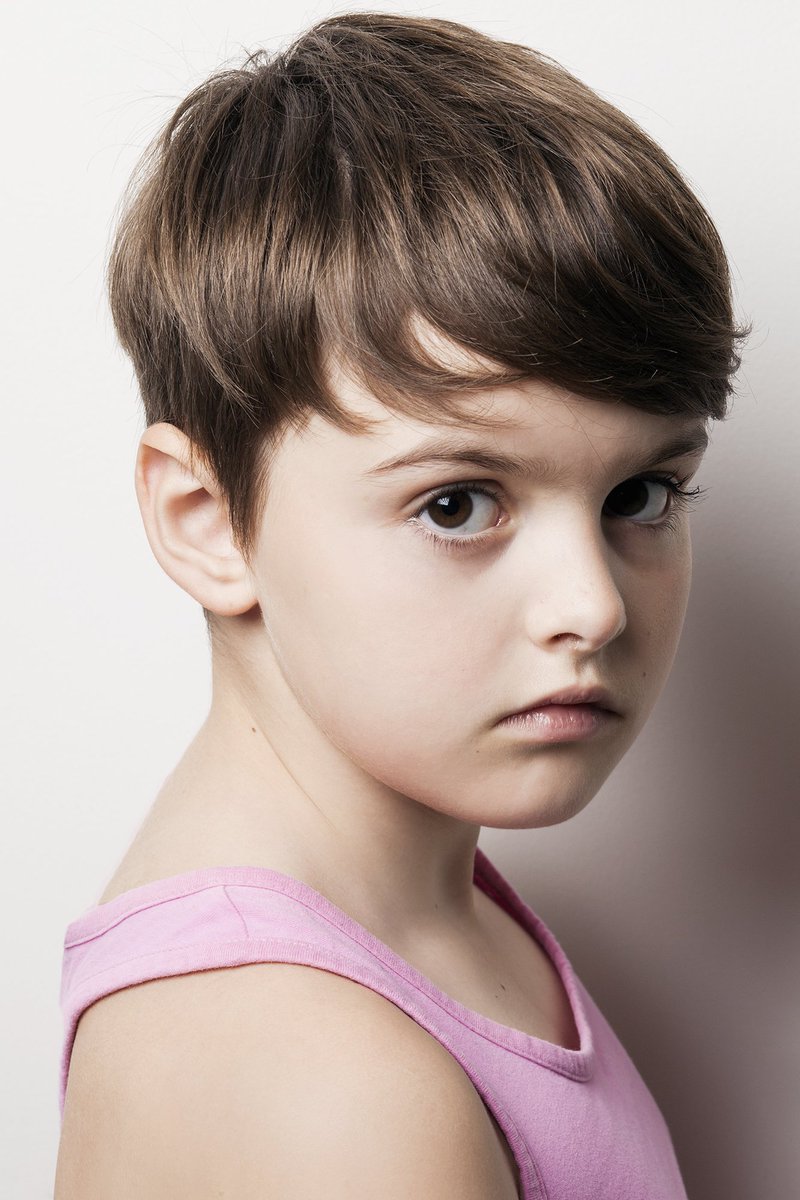 EmilyDoszczecz1's tweet photo. @lacaramodels @ModelMeMgt @SaraheBooker 2 photoshoots over the last few days, that means lots of fabulous new photos for my profiles - yeah!!!! #childmodel #shorthair #browneyes #attitude #colourflash #mystyle #dress #braces #strikeapose #lovingMyLife #justthebeginning #wildberry https://t.co/JLzUSyRGQd