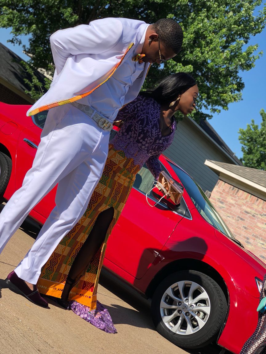 This ones for the culture 🇬🇭 ❤️#Prom2k18