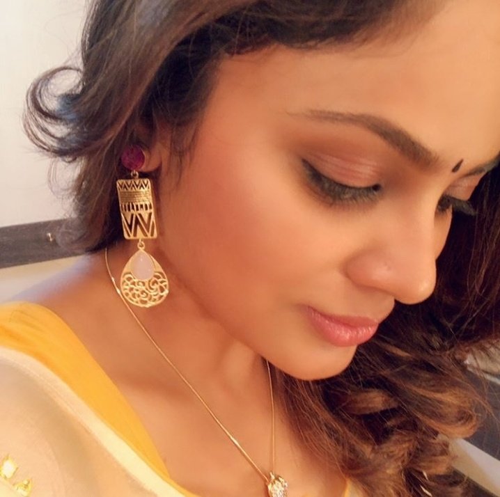 benjaminbb17's tweet photo. Happy birthday to my dream girl β€β€πππβ€β€β€ππ @Nanditasweta
Stay blessed β€π #minealways #Hbdnanditaswetha #happybirthdaynandita β€β€β€ @Nandithaswetha @nanditha https://t.co/aXqqMrmduv