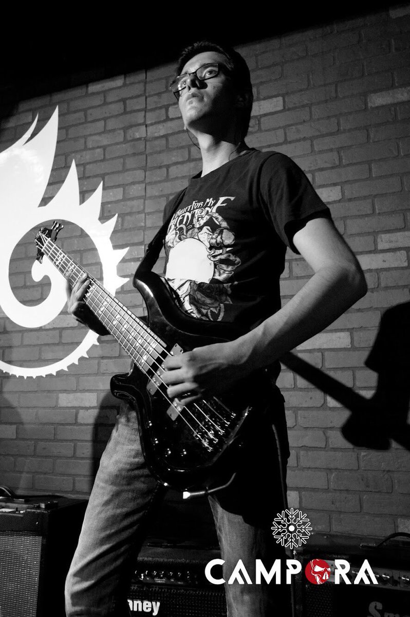 camporaband's tweet photo. Unas cuantas fotos de como se vivió el pasado 21 en “Foro Camaleón”. Fotos por: Fernando Flores  #musiclife #musicband #rockstar #stonerrock #picture #passion #energy #show #stage #powertrio #blackandwhitephoto https://t.co/P0Nmn4PJFN