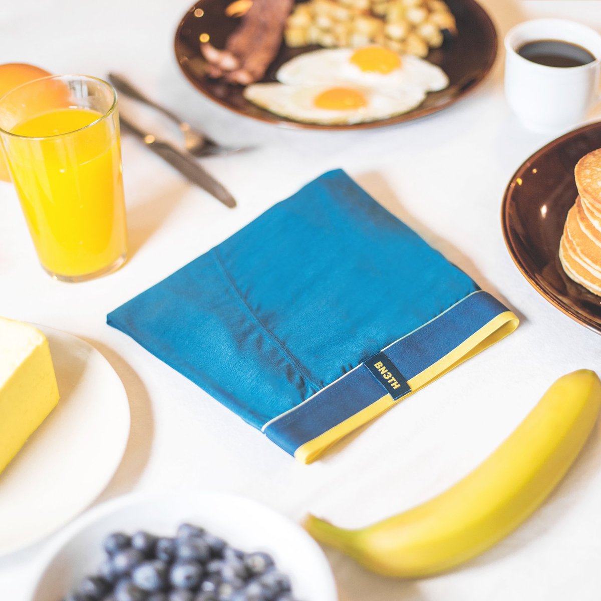 BN3THapparel's tweet photo. Sunday morning essentials. What’s your Sunday style, Slow &amp; Lazy or Early &amp; Out There? 📷: Classics Boxer Brief in Ink/Butter https://t.co/i8CZgwvONs #bn3thapparel #comfortclub #weekendwarrior https://t.co/WDRp69ubut