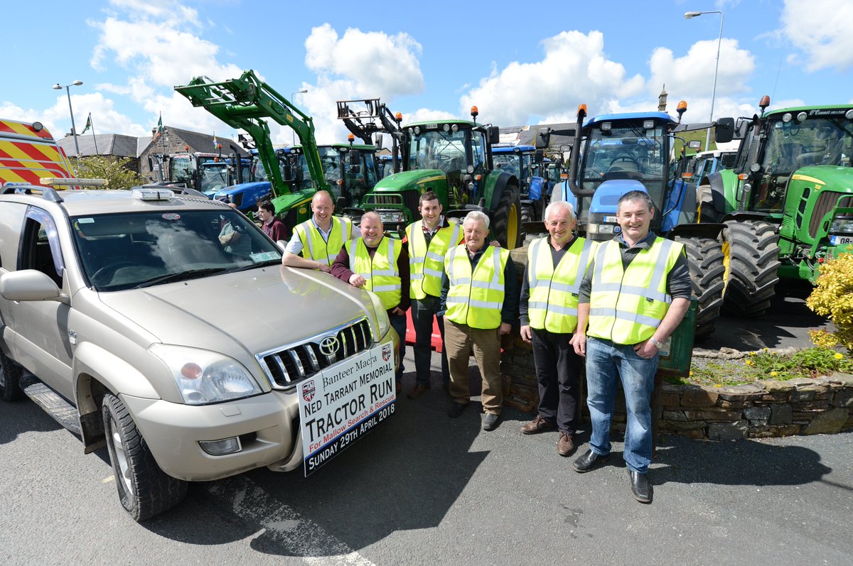 jgtarrant's tweet photo. Congrats to all involved in today's massive Tractor Run in support of Mallow Search &amp; Rescue from Kilcorney #TractorRun https://t.co/qqi0e5BZFC