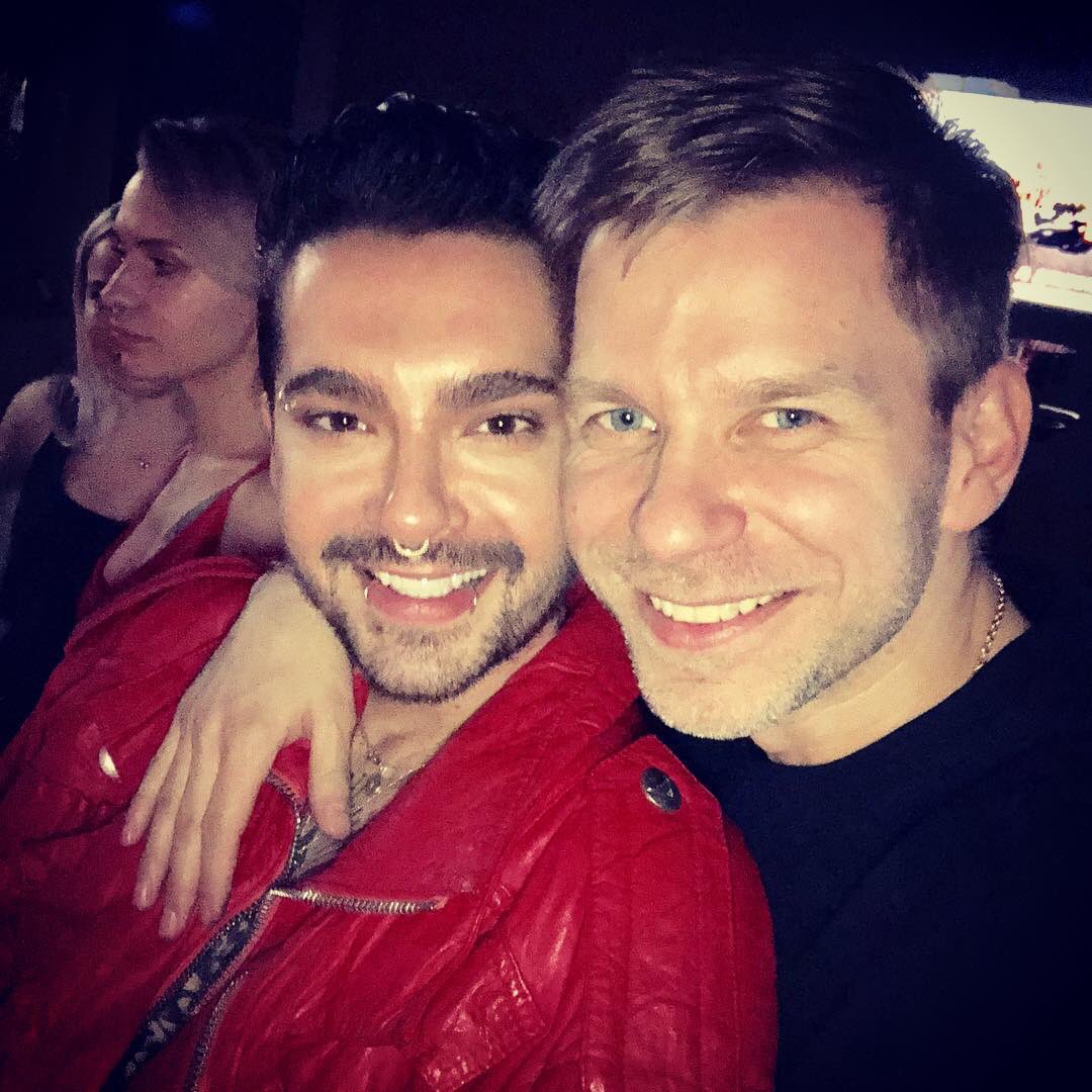 Db-QEU_W0AMxvN4.jpg (1080Ã1080)