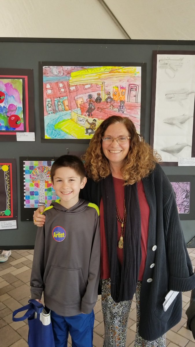 violaartroom's tweet photo. So proud of these Patriots who represented Pietrini at the WSCAE Student Art Fair in Oak Park yesterday! https://t.co/MJt0TfJamf
