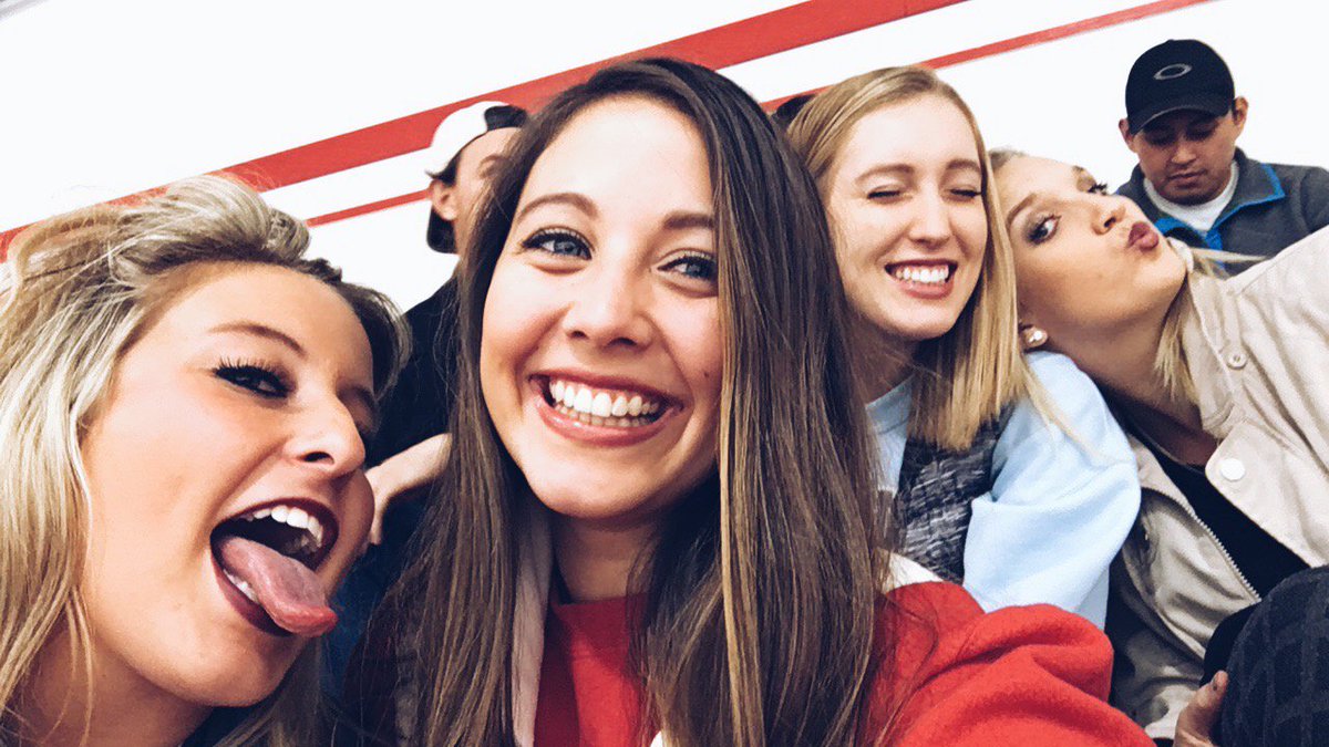 GracieSinisalo's tweet photo. just got home from my last trip to winona ever π thanks SMU & co for letting me visit frequently over the past 4 years and for all the gross/embarassing/amazing mems #practicallyalumni #jkgotommies #butactuallysad https://t.co/ffg03jCYzF