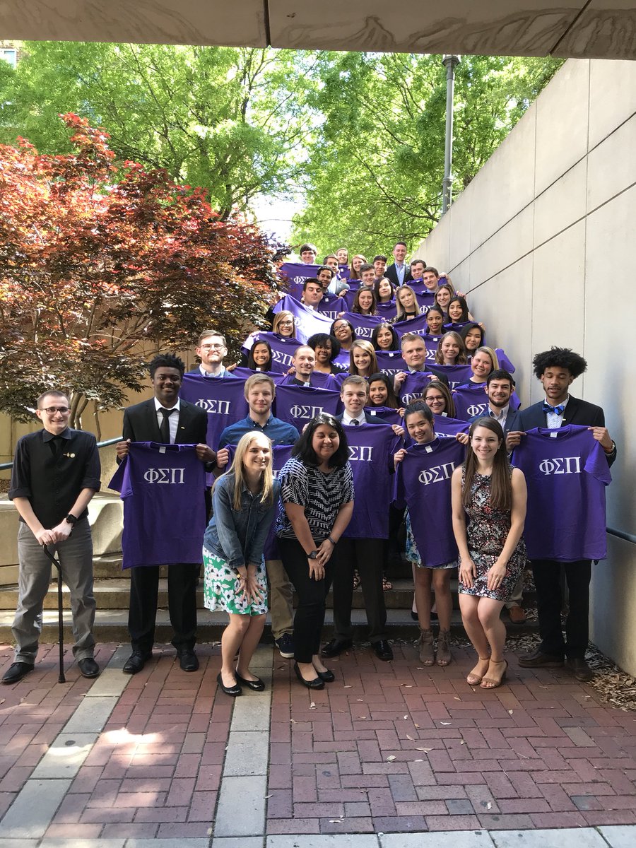 PSPMetrolina's tweet image. Congrats to the Eta Xi Chapter @unccharlotte @phisigmapi newest chapter #phisigmapi