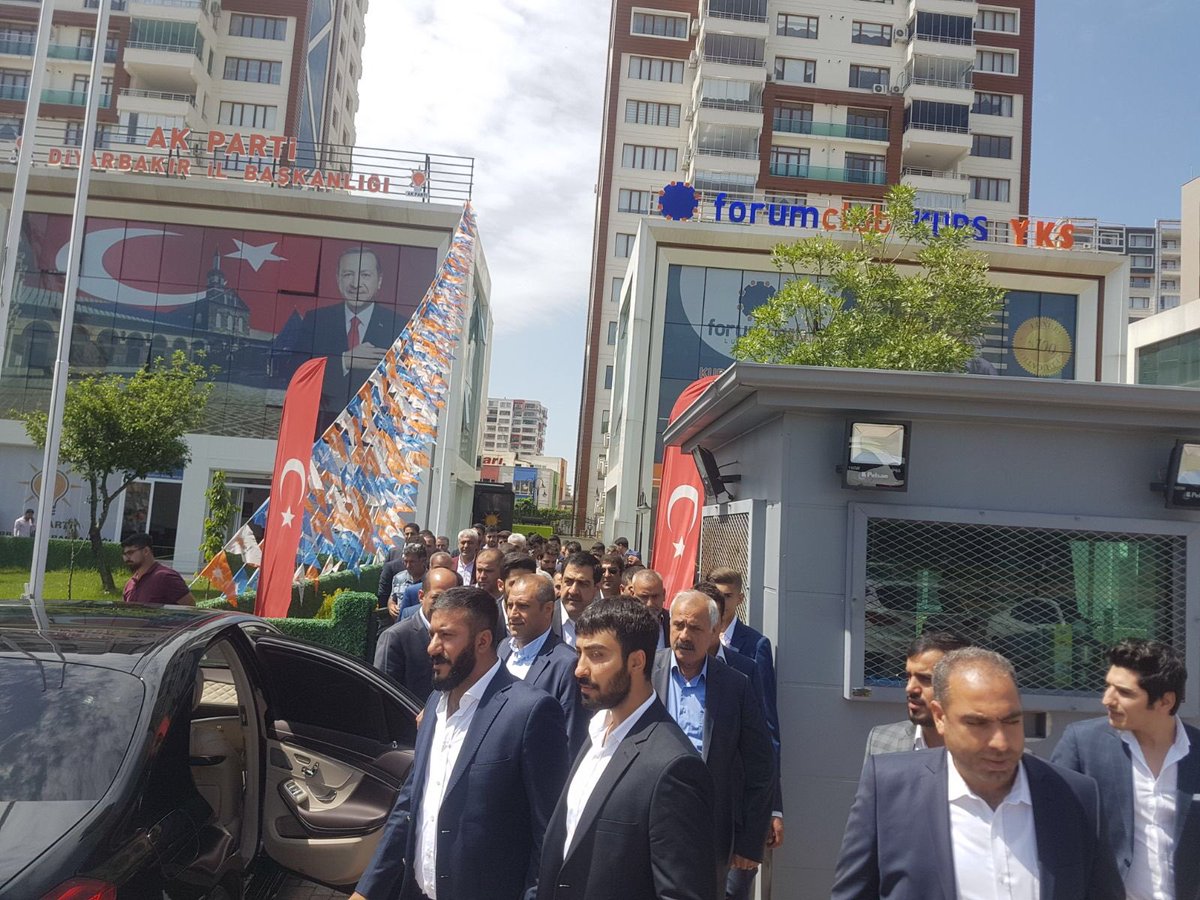 hsamett44409199's tweet photo. #abdullahelbey yeni dünya yeni güç hedef 2023. Sayin #abdullahelbey diyarbakirin genc yuzu. @Akparti @iha_diyarbakir @DBakirValiligi @RT_Erdogan milli seferruhu ile https://t.co/fvDKUbuYL8
