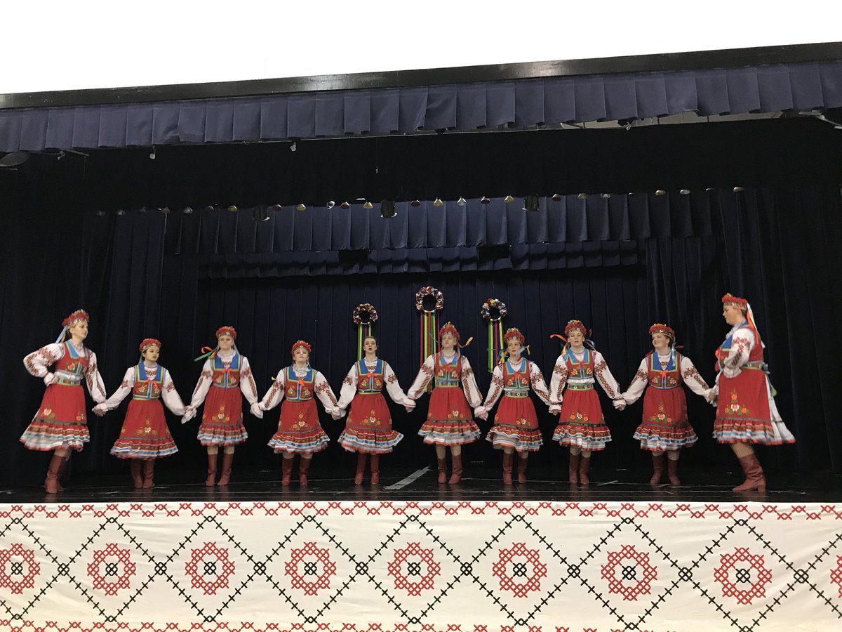 AllanaLewchuk's tweet photo. Canora Veselka Ukrainian Dance 44th Annual Concert #Ukrainianhospitality #music #dance #beautifulcostumes #onemoreweekend https://t.co/e0Oh2aUS0I