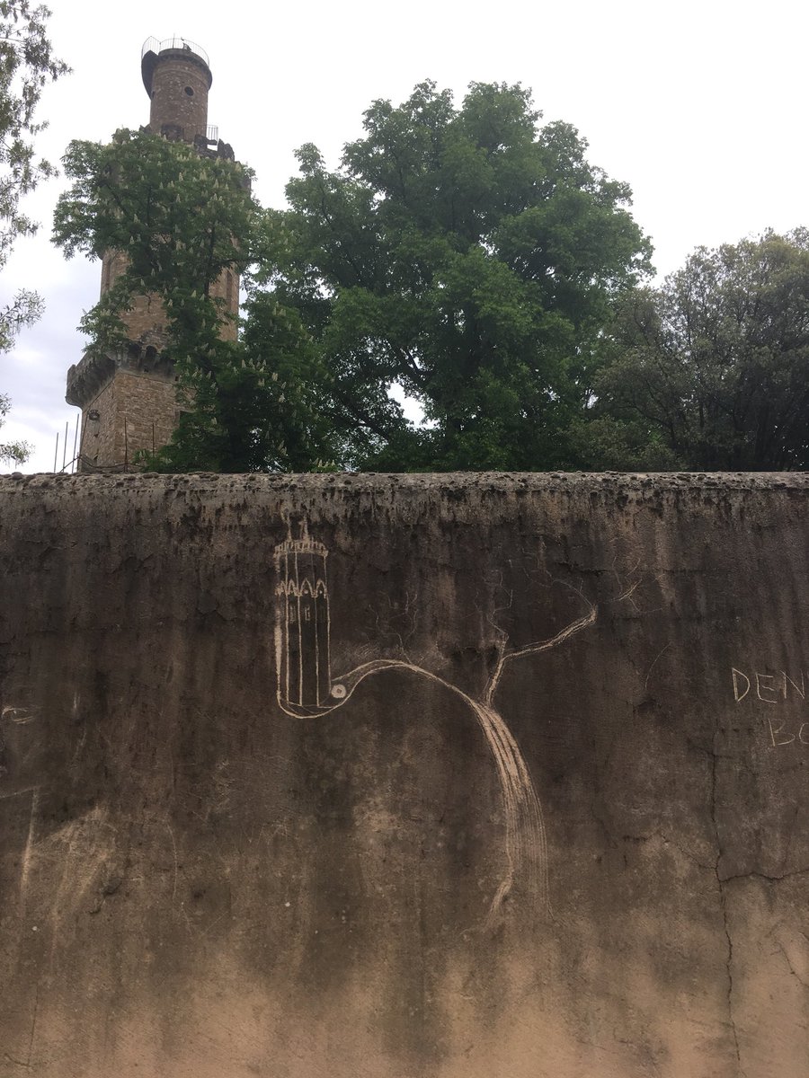 rlwholmes's tweet photo. Foray to Florence @LandscapeLearn #torrigiani different perspective #grandtour2018 https://t.co/iEgfuib5Ob