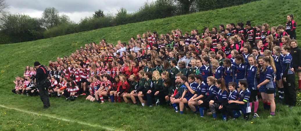 angaldworth's tweet photo. 271 girls at the 2018 Exeter Saracens Festival! The region is booming! The future of girls rugby in the South West counties is expanding at a rapid rate! #girlsrugby #getinvolved #supportyourclub #sponsorsneeded @EnglandRugby @FindafixtureSD @DevonRFU @Cornwallrugby https://t.co/y4Y7VzOnXQ