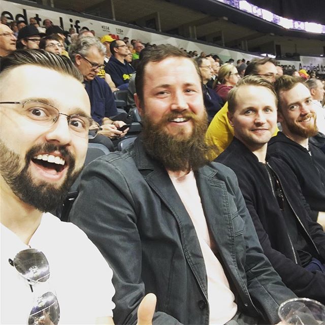 asteeper's tweet photo. Enjoying a Sunday afternoon with these gents #ldnont #londonlighting #basketball #nblc #playoffsbaby https://t.co/iWSt87xpKy https://t.co/MsYPrm8NBt