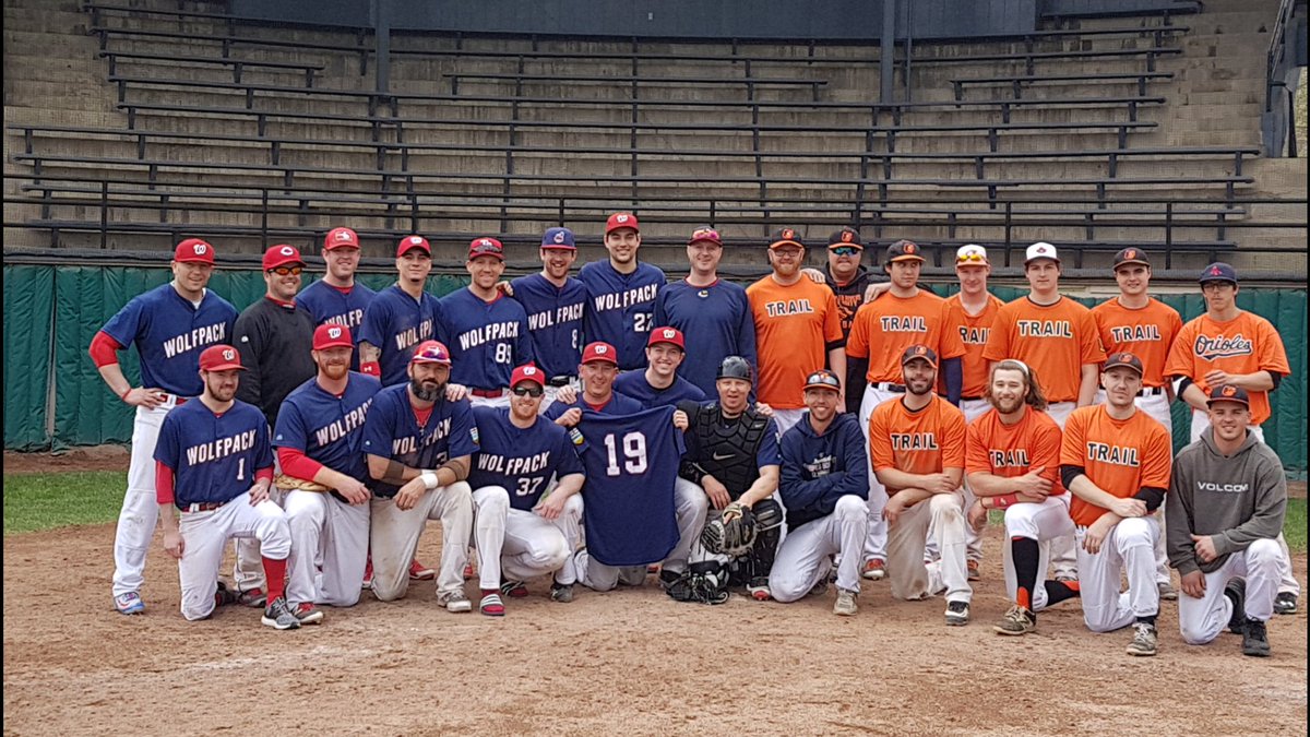 CgyPack's tweet photo. Great weekend with a great bunch of boys! Big thanks to the Trail Orioles for having us. Win 2 &amp; lose 1 &amp; holy shit did we have fun! @ShaunDonCon with the Win, save &amp; hold today @mortgagemitcheh with 1 RBI, but could've had 7. #caughtstealing @curtissmith27 #screwtheSox #RIPMags https://t.co/TVuL373Asl
