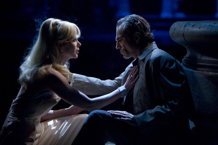  Happy Birthday to Nicole Kidman\s \"Nine\" co-star Daniel Day Lewis! 