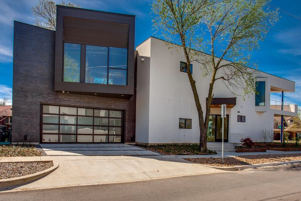 Iamlestacks's tweet photo. #dallascowboys #dallashomes #dallasrealestate #dallasrealtor #dallasrealestate #customhomes #luxuryhomes #finance #mortgage #realestate #dallastexas #dallaslife #livingindallas #realestateagent #homesforsale #texaslife #dallasliving #dallasinfluencer #dallasblogger #sportsagent https://t.co/Tngxq4wvZy