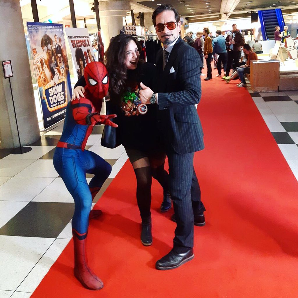 _angiearfy's tweet photo. Watching @Avengers #InfinityWar at the midnight preview last week was such an AMAZING and HEARTBREAKING experience.
TNX to @Represent and @MarkRuffalo for the HEROES t-shirt, support his #SOLUTIONSPROJECT
@mirko_okrim @lunatina92 ❤️ https://t.co/HGtBPsCQEx