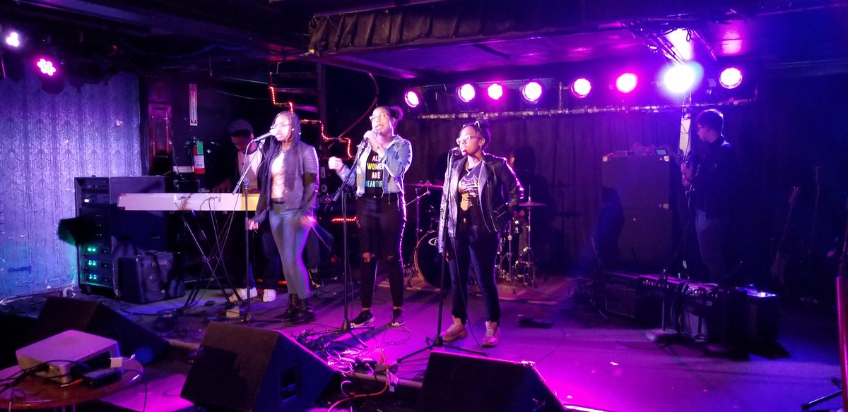 Ms. Carolyn Boudreau tweet media