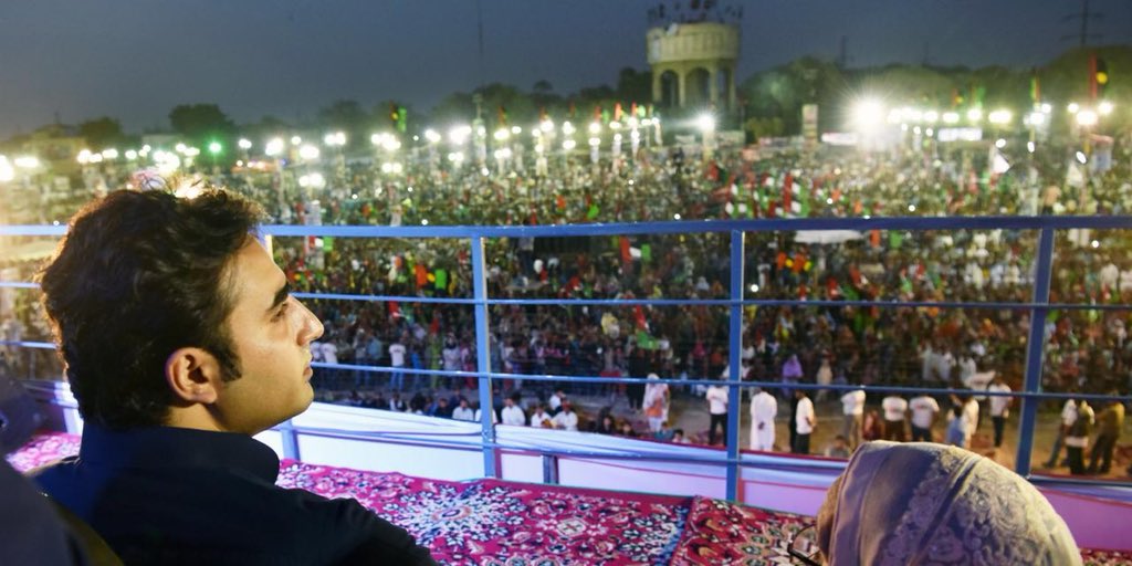 NEWS_MARVI's tweet photo. #PPP Chairman @BBhuttoZardari addresses a huge public gathering at Tanki Ground Liaquatabad #Karachi.
#BilawalKarachiKa https://t.co/unu7FsVat3