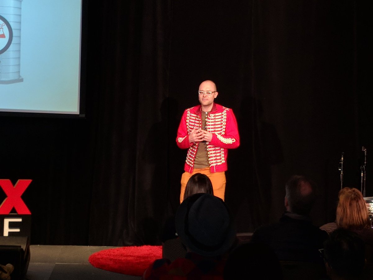 TEDxUCDavisSF's tweet photo. "Create a synergy between art and science that can fuel funding of scientific research! Save the world from cognitive decline. Let's synergize!" - Sean Montgomery #TEDxUCDavisSF #2018Movement https://t.co/Az9DOQmhME