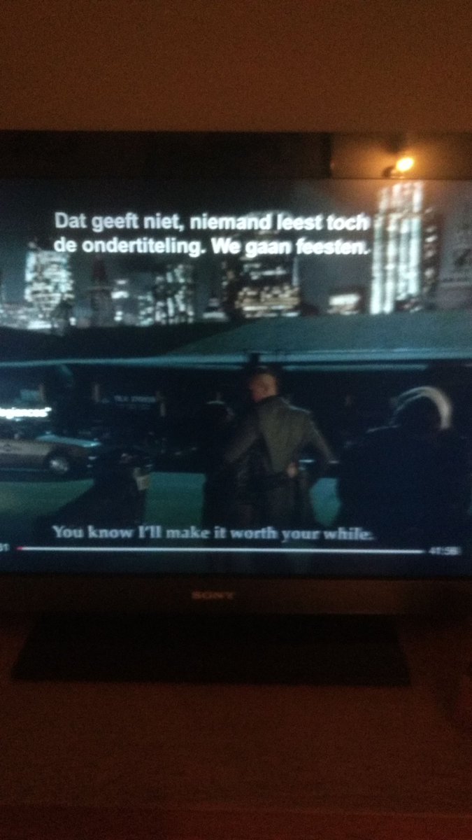 Neushear's tweet photo. @NetflixNL uhh wat is er mis met de begin ondertiteling van arrow s06e20?? https://t.co/yzKqsL6kys