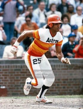 KentMurphy's tweet photo. Retweet if these uniforms are clean 🔥🔥 https://t.co/ML2ufZTEXu