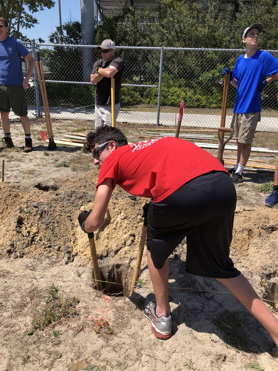 IamEPO's tweet photo. @f3capefear Several #HIM helped a #HIMintraining with his Eagle Scout project @ Ashley High School. Pull-up and dip bars. #ironsharpensiron
#Murphstation https://t.co/hZaiqGiaGR