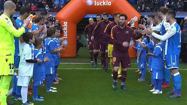 sfcdecuna's tweet photo. Vuelve pronto con la misma grandeza que te fuiste #ForzaDepor https://t.co/8rc5mT3SID
