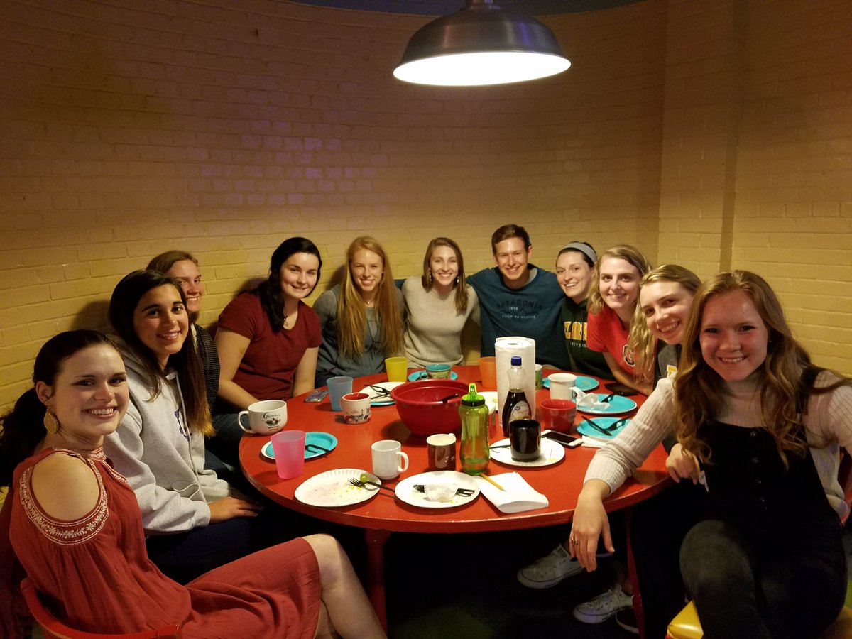 GCC_VB's tweet photo. "You are officially (probably) done with 5:30am practices." #GCCVB https://t.co/TOyGBMYPYh