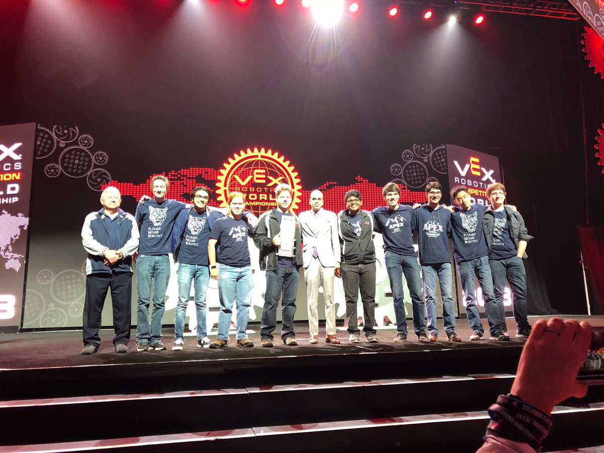 APEX_Robots's tweet photo. @FlowerMoundHS We had a great time at #vexworlds we got the Create Ward, Mentor of the Year, and ranked in the top 10 overall for skills! And most importantly, made a ton of friends along the way :) https://t.co/L5k8IhWnvf