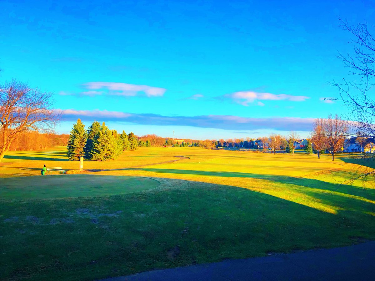 EagleValleyGC's tweet image. ⛳️WEEK OF FREE GOLF CONTEST🏌🏻‍♂️

Want a chance to win a WEEK OF FREE GOLF!? 

RT &amp;amp; follow to be entered into the drawing

1 winner named 5/1

#GolfEagleValley🦅

Rules: ow.ly/5Jxs30jBx3U