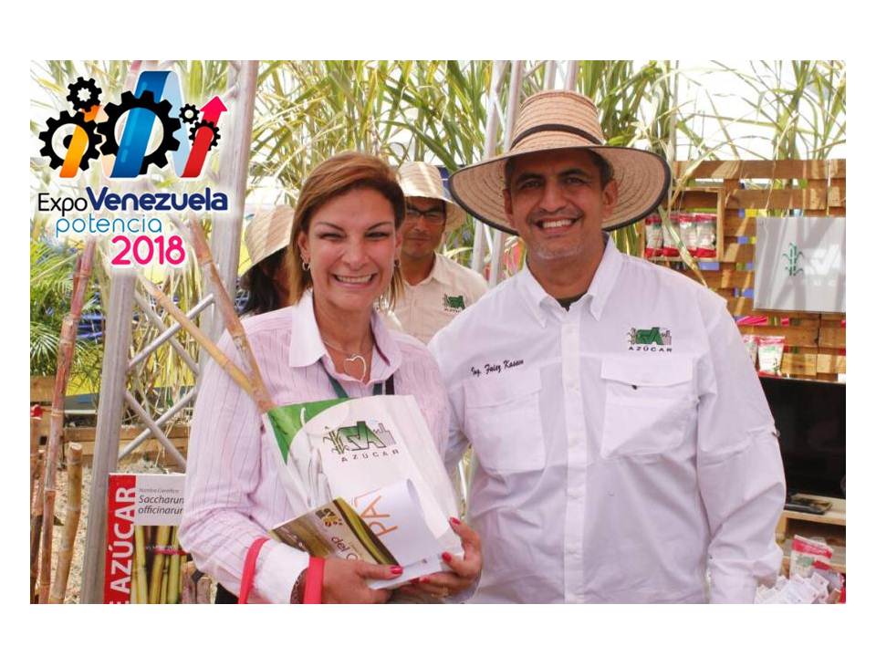 CVA_AZUCAR's tweet photo. ⚙️🎋La Viceministro para el Desarrollo del Poder Popular y Agrario del Campo Venezolano, Mónica Bello, visitó con alegría nuestro Stand de @CVA_AZUCAR

 ✅#LaExpoVenezuelaEsFuturo https://t.co/BWRLe1ZU2L