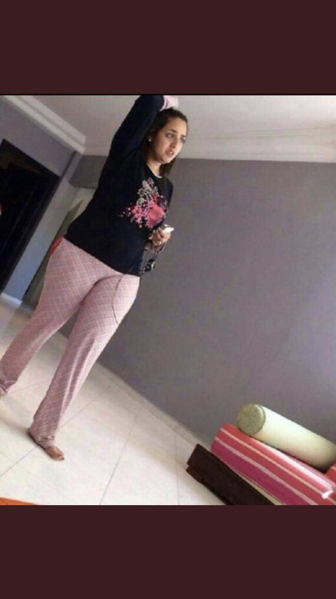 fa7l_omek's tweet photo. #الديوث حاط عينة على طيز اخته و افخادها و يروح للحمام يجلخ علا شان طيزها و يشمشم كلوتاتها و يصور اختة و يجلخ و ينشرها بتويتر و يجلخ علا التغريدات 
كل هذه و في بيتهم عامل نفسه فحل و رجال و شريف قدام اهله و قدام الربع و يهايط 
لاتهايط وخلك ديوث اشرف لك https://t.co/Mc9dl4YzHH