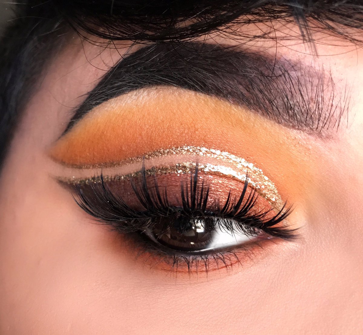 MoonlightMUA's tweet photo. Double cut crease? Yes please! 👑✨
PRODUCTS:
@MorpheBrushes “35C”
@UrbanDecay “Midnight Cowboy”
@TooFaced “PB&amp;J”
@MACcosmetics “Feline”
@UDM_MUAS #undiscovered_muas #BoysInMakeup #MacBoy #BayAreaMakeupArtist #CutCrease #KokoLashes https://t.co/ovCy0jrZuz