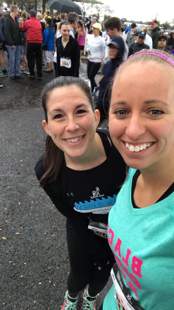 These two co-teachers crushed 13.1 miles at the @NJMarathon (Half) today! Great job @Miss_Black4 !@RobertsvilleES #CoTeachers