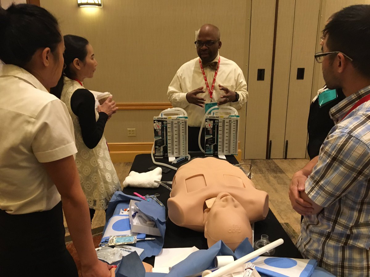 LKolarczyk_MD's tweet photo. Chest Decompression Workshop was a huge success!  Lots of hands on time placing chest tubes, needle decompressions, and plenty of learning and discussion.  ...and it was a lot of fun!  #SCA2018TAS #SCA2018AM https://t.co/WJOMGJ0SY4