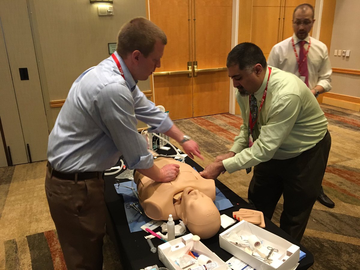 LKolarczyk_MD's tweet photo. Chest Decompression Workshop was a huge success!  Lots of hands on time placing chest tubes, needle decompressions, and plenty of learning and discussion.  ...and it was a lot of fun!  #SCA2018TAS #SCA2018AM https://t.co/WJOMGJ0SY4