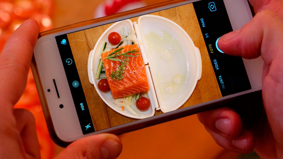 playz's tweet photo. Si tienes pensado aprovechar el finde para cocinar, ¿por qué no te asomas a la web de #Playchez y echas un vistazo a las recetas de @ChefJaviEstevez? Son fáciles y ricas https://t.co/541ERj8tGB https://t.co/LYtKOleQ2G