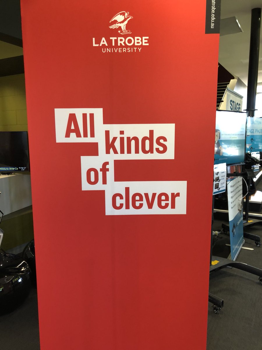 Storellirosa's tweet photo. Privileged to be guest speaker at La Trobe University graduation in Mildura _ regional universities vital for our country! #latrobe https://t.co/CMNMzjsPzu