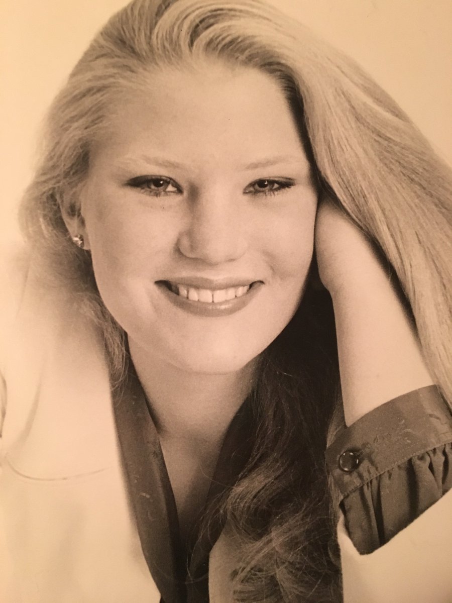TheTrishVogel's tweet photo. My first headshot preparing for NYC. I think I was about 15 years old. I got to keep the clothes! I felt so put together. It’s still @Garanamals for me. #iwantastylist #oldheadshotday #oldheadshot #oldheadshotsday https://t.co/NtOqX4fKp6