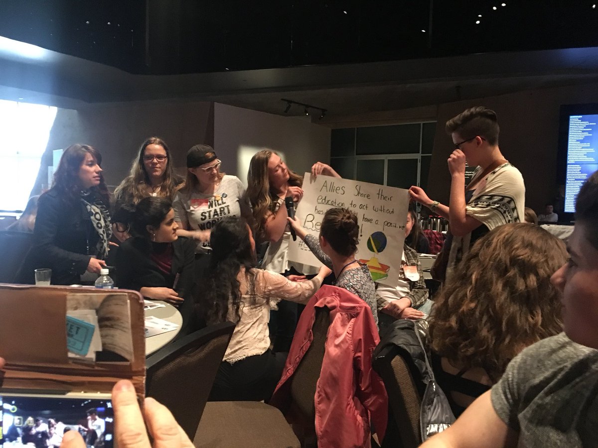 AcrRussell's tweet photo. @EAMS8 @rvata35 une expérience inoubliable. Merci à tous qui nous ont accueilli pour ces trois jours d’apprentissage. An incredible experience #CCUNESCO2018 #peaceliteracy #ClimateAction #changemakers https://t.co/Df4y8W7P76
