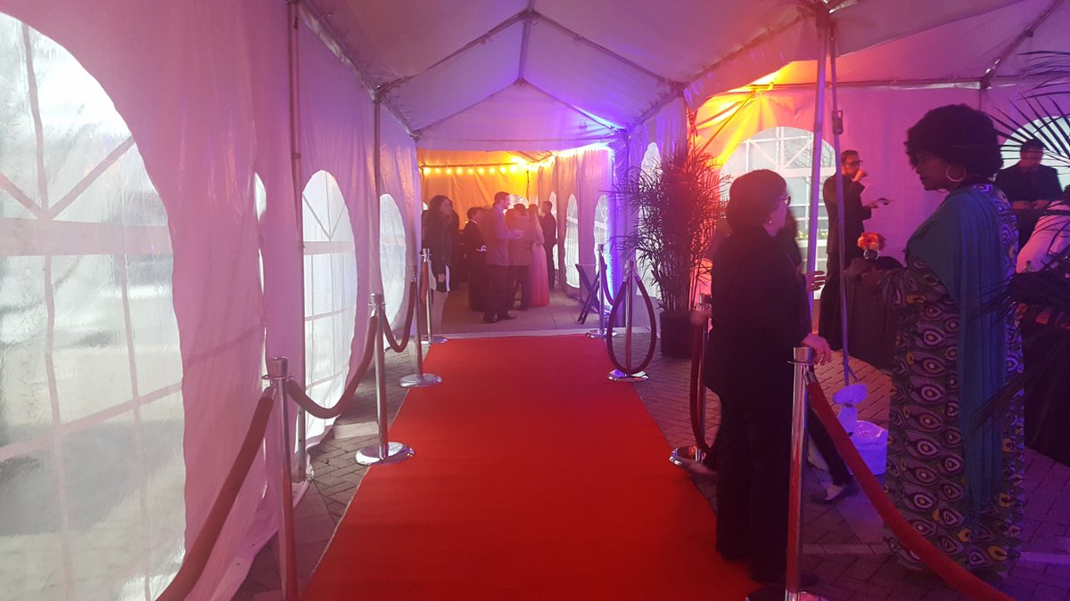 MCCF_Events's tweet image. Glamour and delicious food in the EOFW VIP section! #MCCFundADream