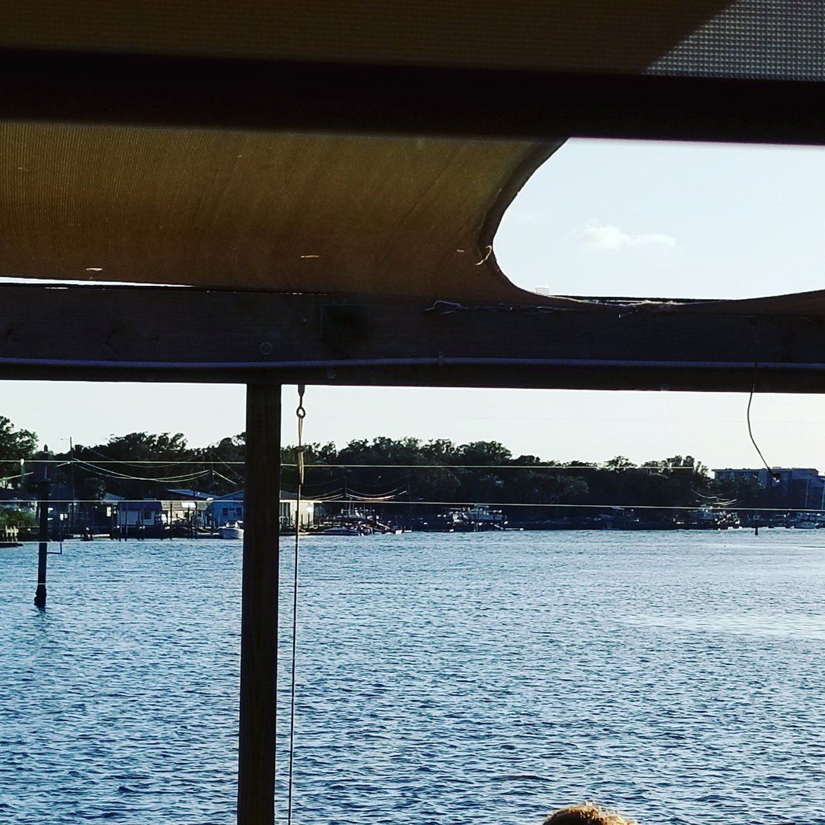 MyFloridaRemax's tweet photo. What a view! Dinner on the water. @Hooters #FloridaLife #WorkHardPlayHard #water https://t.co/J7h8tACAuV