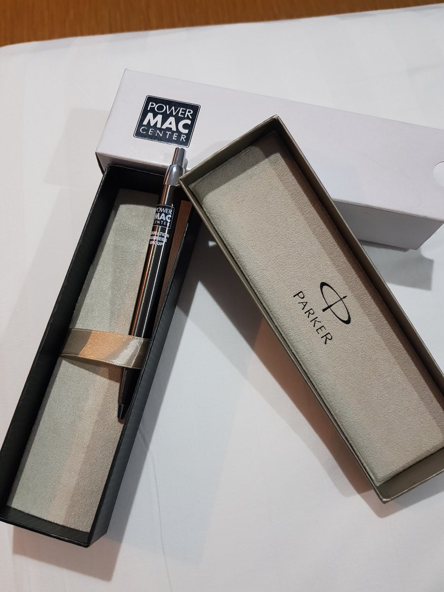 LivyaDee's tweet photo. Thank you for this grad gift, PowerMac! 😊😁 https://t.co/2ksFrCP1f6