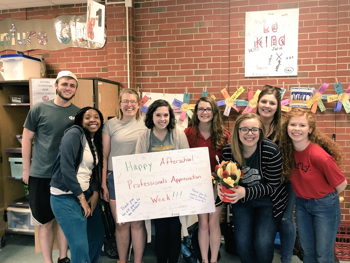 RussellAdvClub's tweet photo. Happy Afterschool Professionals Appreciation Week from the RUAC team!! We are grateful for the time we get to spend with kiddos beyond the classroom❤️❤️ #afterschoolworks #MOafterschool https://t.co/D0CQAeiudF