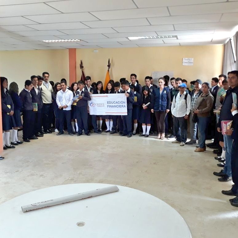 afaustom's tweet photo. 27-04-2018: En #Utuana #Calvas muy satisfactorio el proceso de #ProgramaEducacionFinanciera gracias por la participación, el trabajo articulado fortalece las habilidades y destrezas de los beneficiarios #TenenciaUtuana #GobernaciónLoja @GabrielVacacela @encafili https://t.co/Bo9FZwXJyC