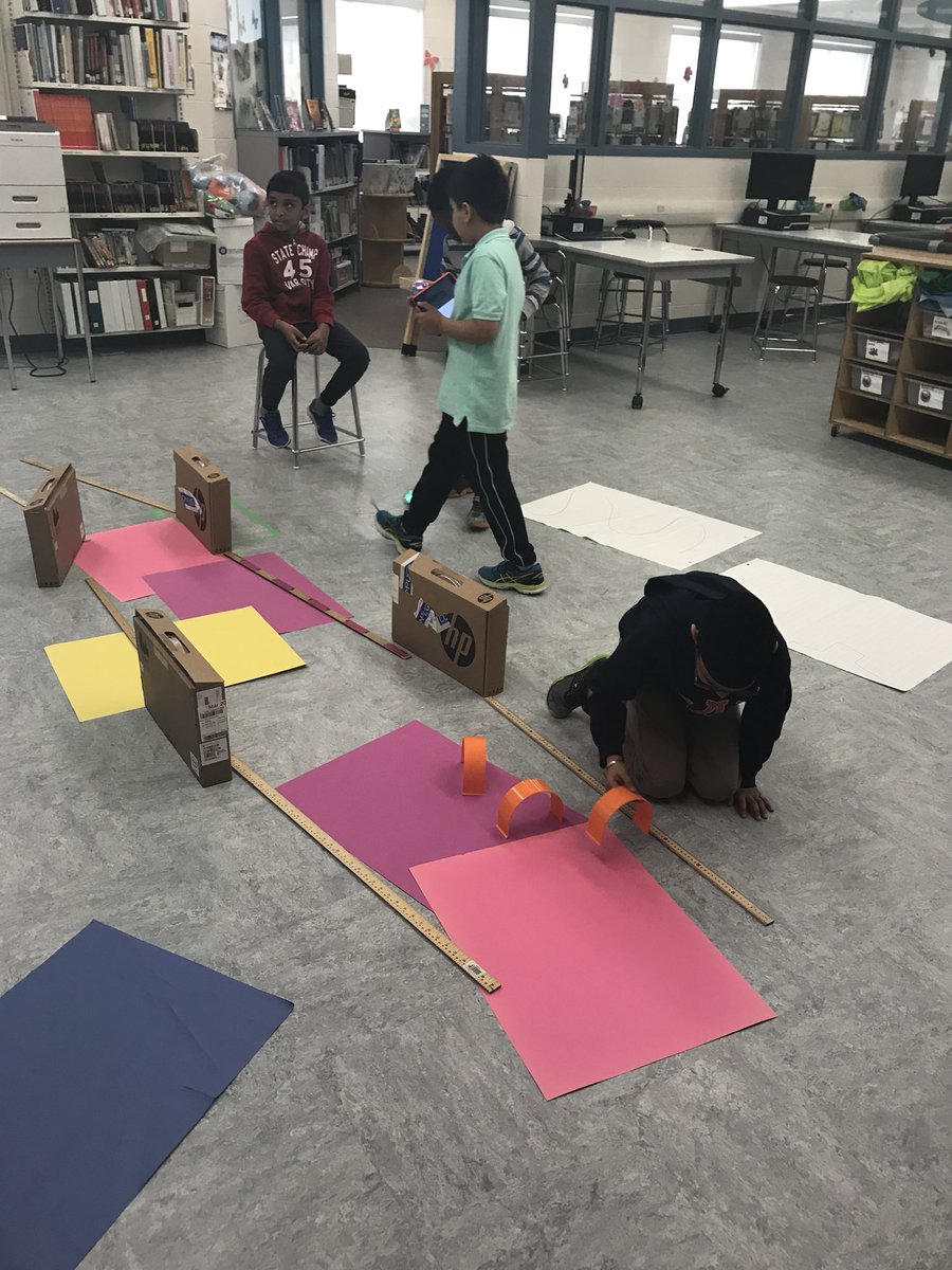 j_varriano's tweet photo. @rjlee_ps Makerspace fun!! #ozmos #spheros #awesomeobstaclecourse #educationweek2018 @MsThubeeshan @PeelSchools https://t.co/rENlYqbKef