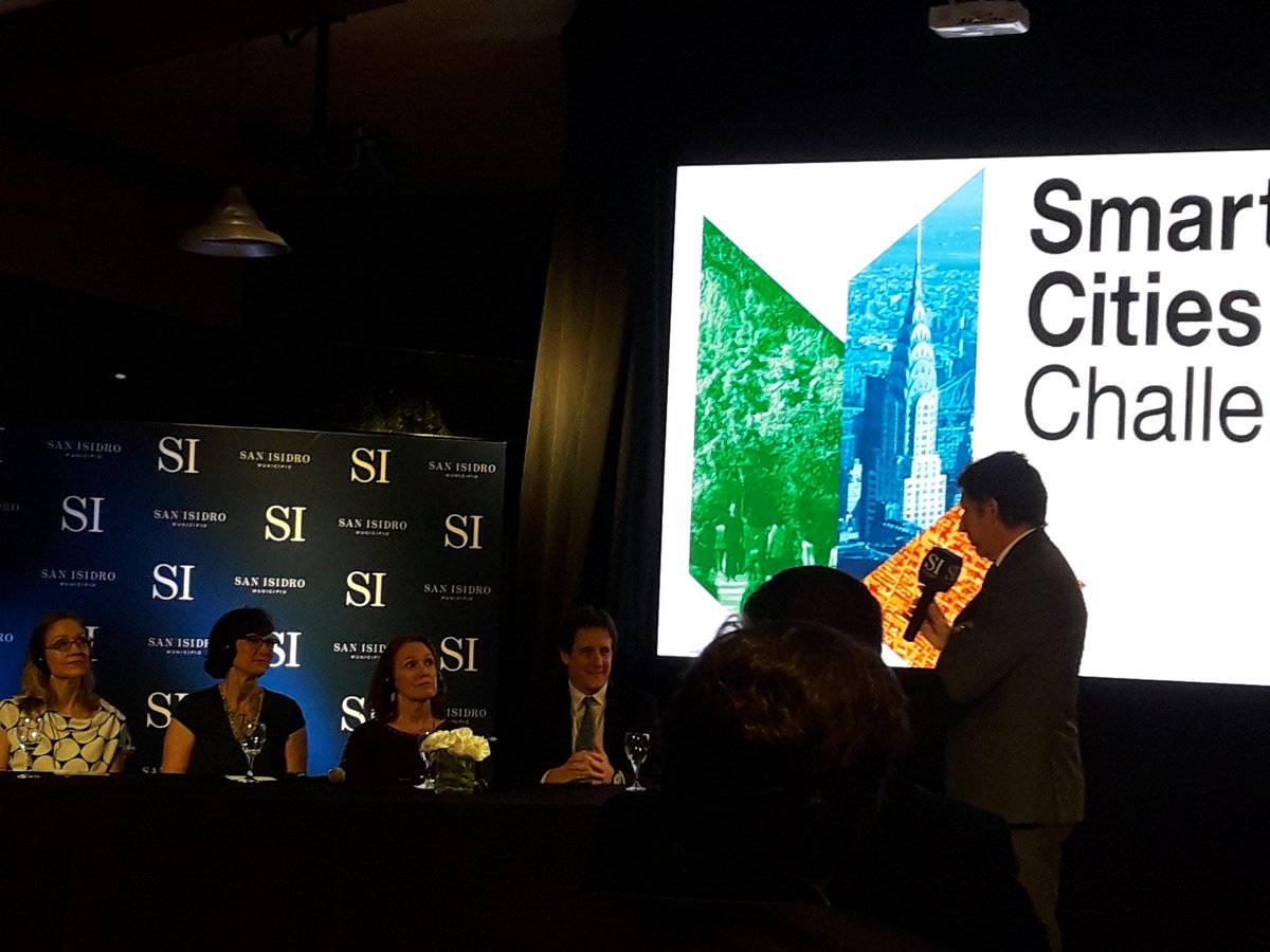 arenaeugenia's tweet photo. Participando con el Intendente @gustavoposse  en el cierre y evaluación de #SmarterCitiesChallenge 
@SanIsidroGob 
@IBM 
@IBMArgentina https://t.co/ijLeQGrmeP