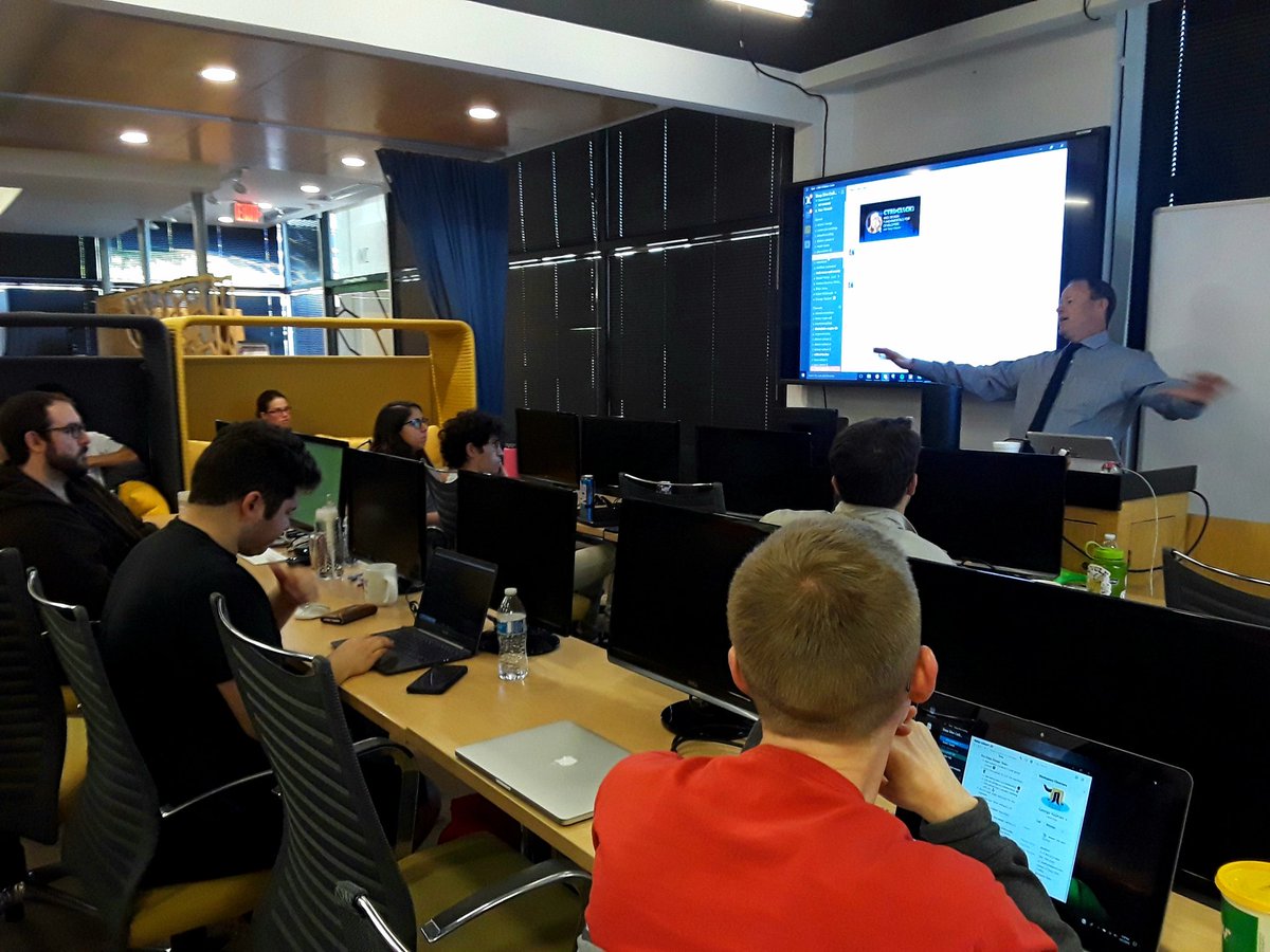 brentTheDev's tweet photo. Glad to have @JohnMierzwa back at the STEMulus Center to give us advice about entrepreneurship, post-bootcamp tips, and the history of how he started @DeepDiveCoding.
#entrepreneur #programming #ABQ #NMcodes https://t.co/bvkfg4DTpK