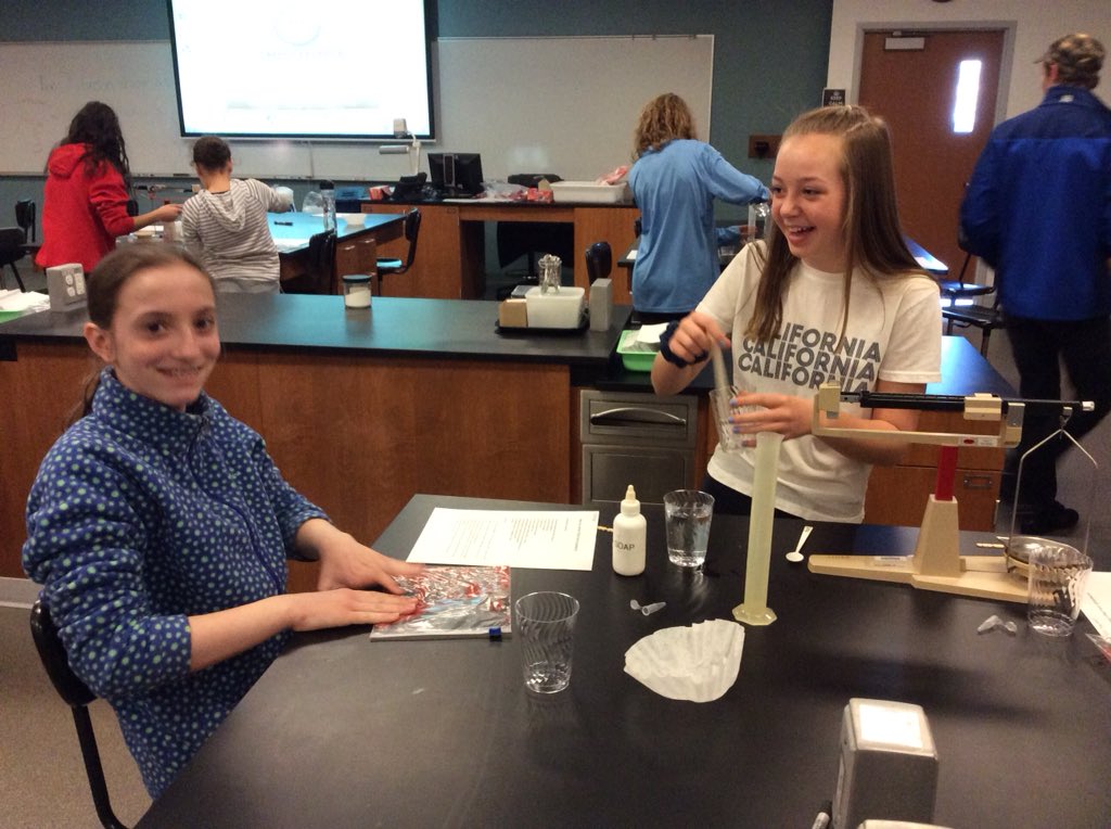 Ms_Simon_Math's tweet photo. Stem Expo: extracting strawberry dna @CenturyWildcats https://t.co/3aCUgBuflS
