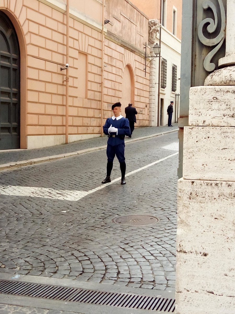 carol_dempster's tweet photo. Fantastic first day on #Rome with @DempsterMartin. Food, weather, company and city didn't disappoint #romanadventures. https://t.co/hl1sInaaMC